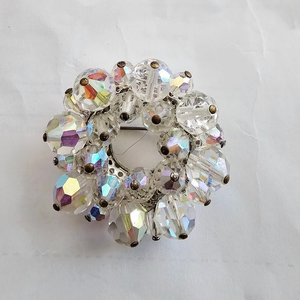 Vintage Aurora Borealis Crystal Wreath Circle Brooch